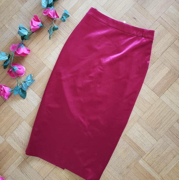 B x Runway pencil skirt - Picture 2 of 3